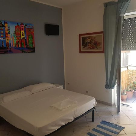 New House Apartamento Follonica Exterior foto