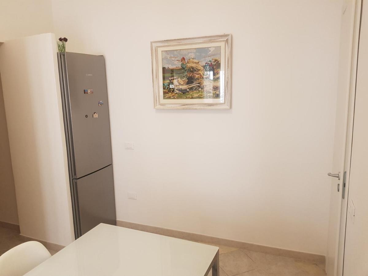 New House Apartamento Follonica Exterior foto